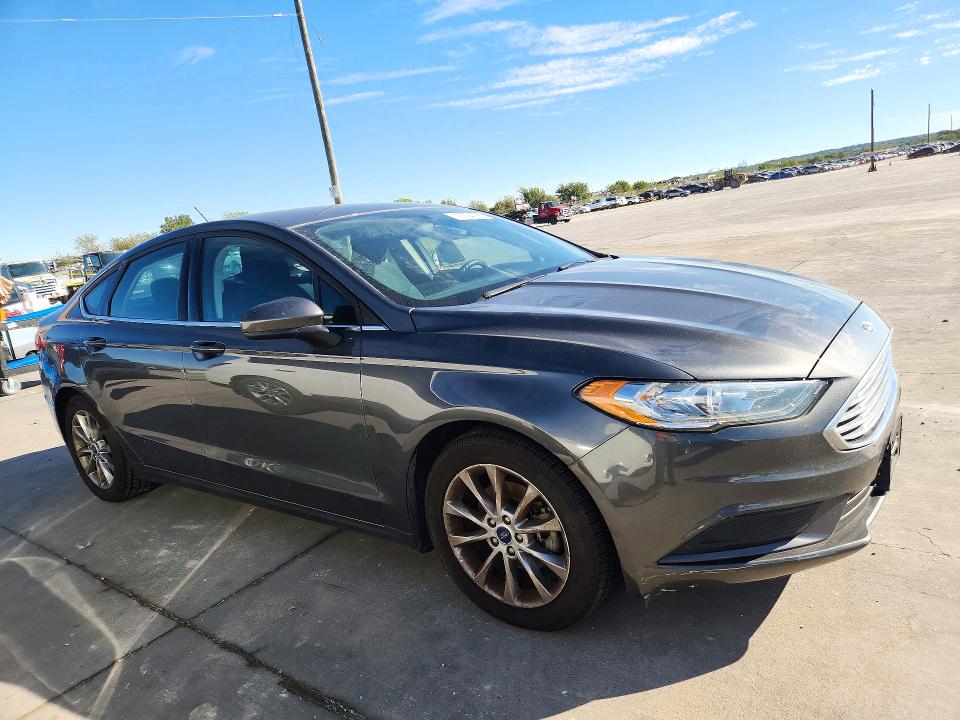 2017 Ford Fusion მანქანა იყიდება აუქციონზე, vin: 3FA6P0HD2HR121952, აუქციონის ნომერი: 73724126
