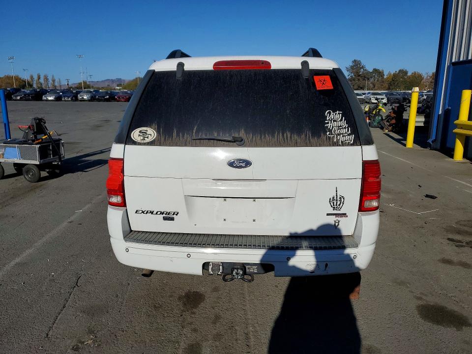 2005 Ford Explorer მანქანა იყიდება აუქციონზე, vin: 1FMDU73W05ZA07625, აუქციონის ნომერი: 72728646