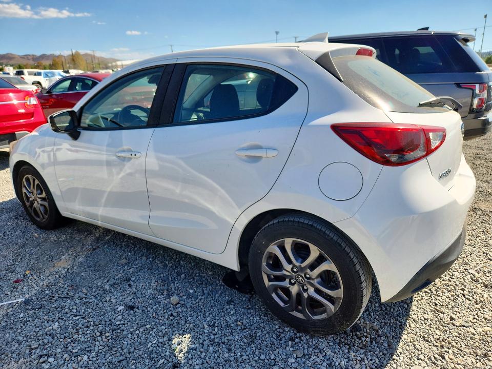 2020 Toyota Yaris Hatchback მანქანა იყიდება აუქციონზე, vin: 3MYDLBJV7LY700317, აუქციონის ნომერი: 71601266