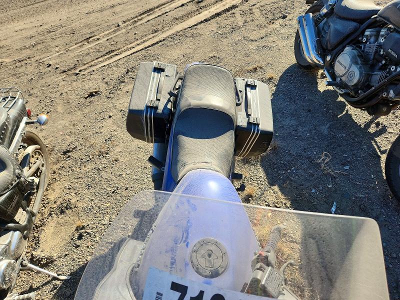 2001 Kawasaki Zg1000 მანქანა იყიდება აუქციონზე, vin: JKAZGCA111B515455, აუქციონის ნომერი: 71940896