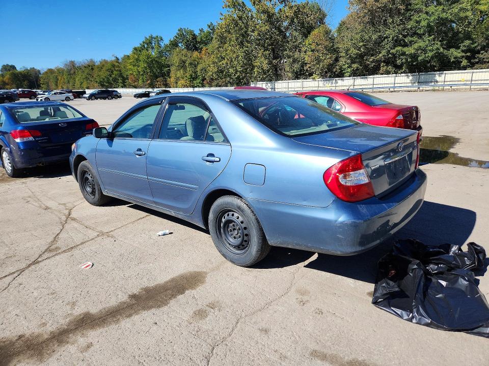 2004 Toyota Camry მანქანა იყიდება აუქციონზე, vin: 4T1BE32K24U879599, აუქციონის ნომერი: 71783566