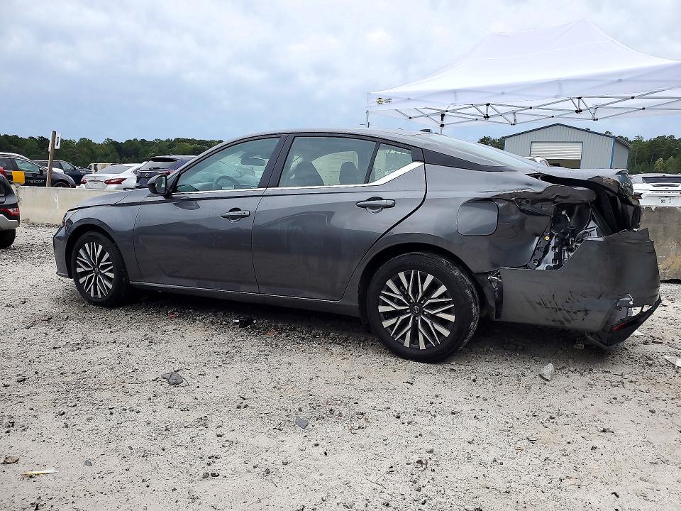 Auction sale of the 2026 Nissan Altima, vin: 1N4BL4DW3TN304460, lot number: 71932526