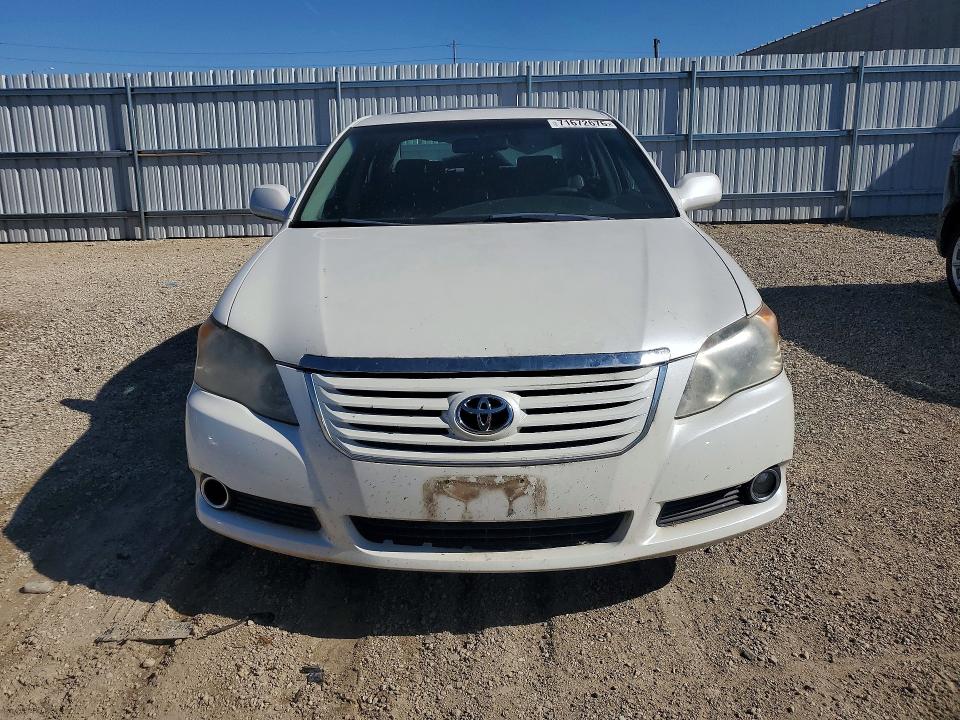 2008 Toyota Avalon მანქანა იყიდება აუქციონზე, vin: 4T1BK36B38U313184, აუქციონის ნომერი: 71672676