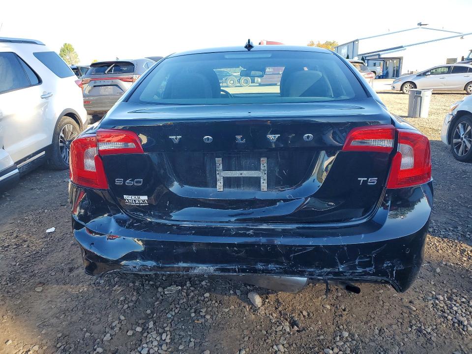 71770326 :رقم المزاد ، YV126MFJ0F1343581 vin ، 2015 Volvo S60 مزاد بيع