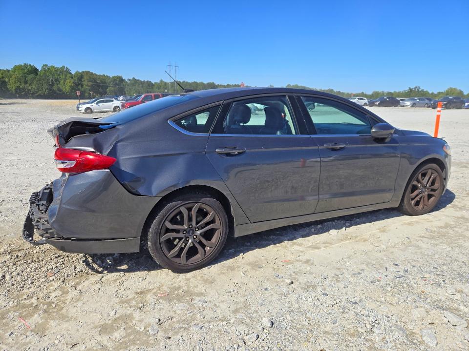 72023076 :رقم المزاد ، 3FA6P0H75JR183538 vin ، 2018 Ford Fusion مزاد بيع