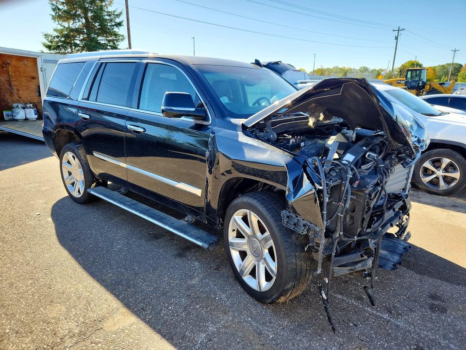 2019 Cadillac Escalade მანქანა იყიდება აუქციონზე, vin: 1GYS4BKJ8KR218145, აუქციონის ნომერი: 72050666