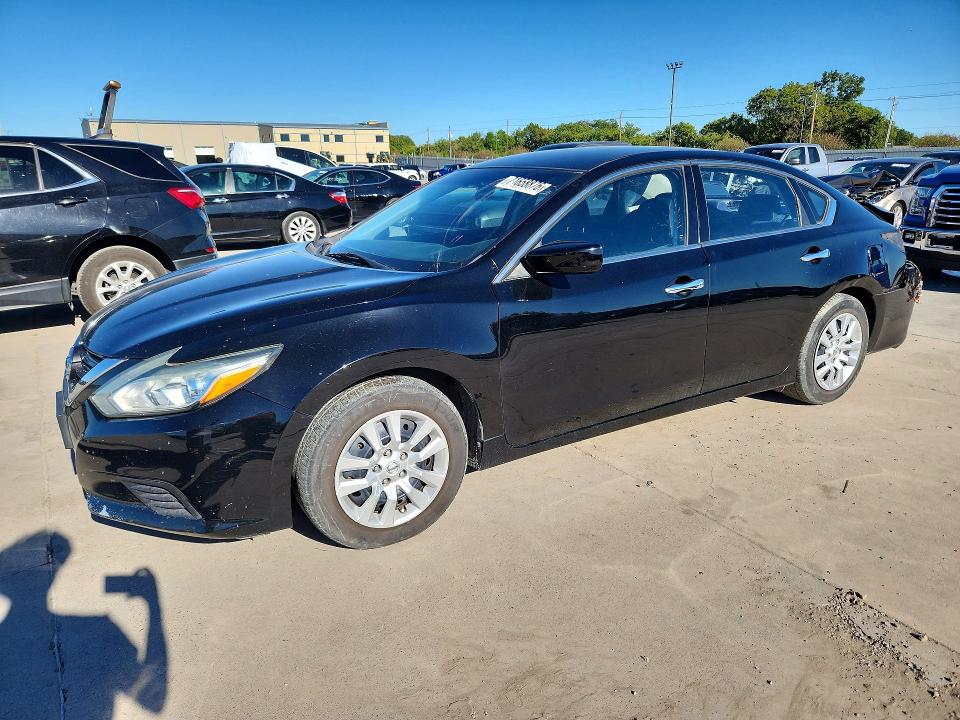 2016 Nissan Altima მანქანა იყიდება აუქციონზე, vin: 1N4AL3AP0GN345251, აუქციონის ნომერი: 71658876
