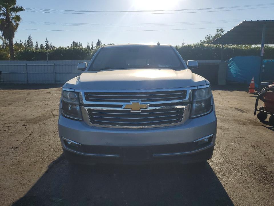 71582456 :رقم المزاد ، 1GNSCBKC1FR163531 vin ، 2015 Chevrolet Tahoe مزاد بيع