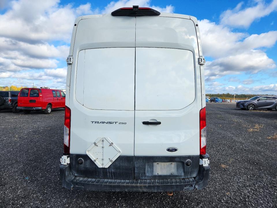 70524856 :رقم المزاد ، 1FTYR3XMXKKB36761 vin ، 2019 Ford Transit مزاد بيع