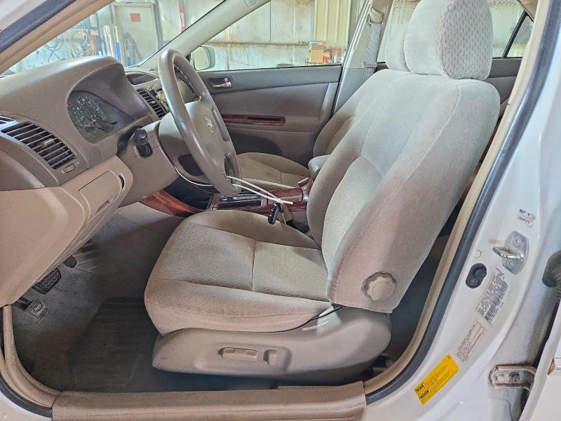 70566476 :رقم المزاد ، 4T1BE30K83U247899 vin ، 2003 Toyota Camry مزاد بيع
