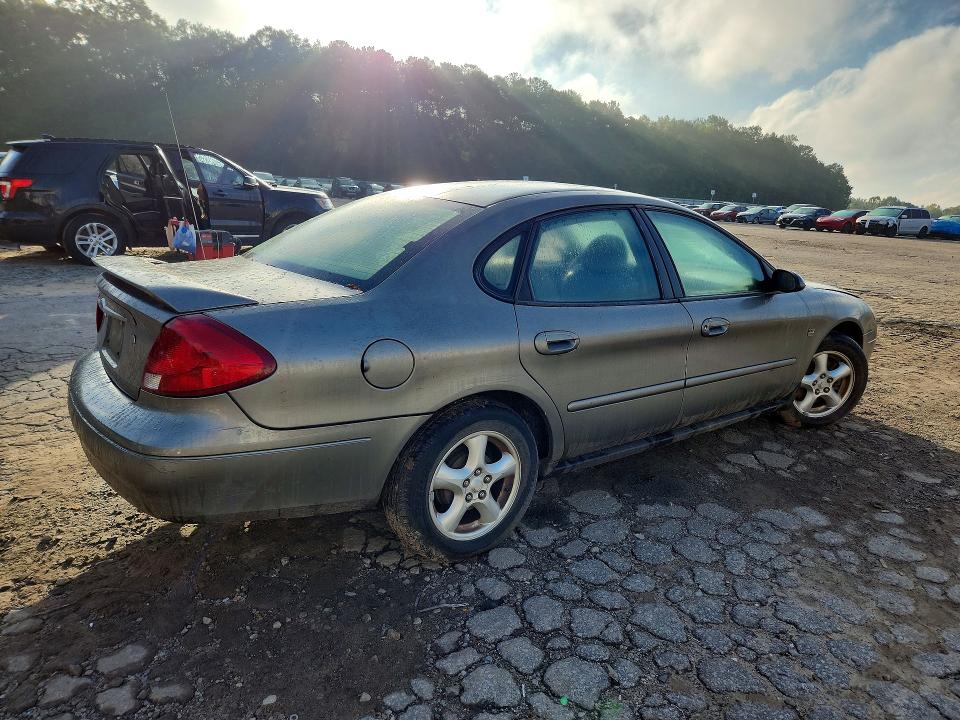 71476236 :رقم المزاد ، 1FAFP55S22A169484 vin ، 2002 Ford Taurus مزاد بيع