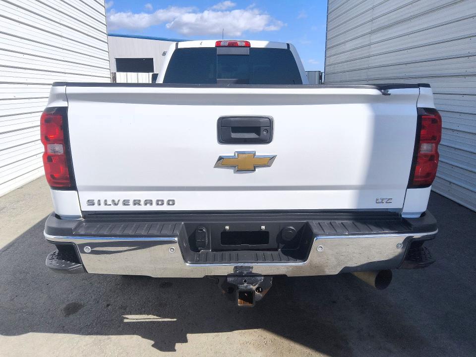 68879116 :رقم المزاد ، 1GC1KWE81FF510458 vin ، 2015 Chevrolet Silverado مزاد بيع
