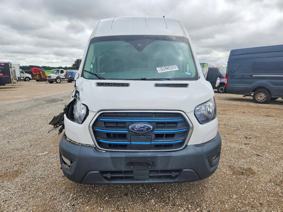 69025066 :رقم المزاد ، 1FTBW3XK6NKA00466 vin ، 2022 Ford Transit مزاد بيع