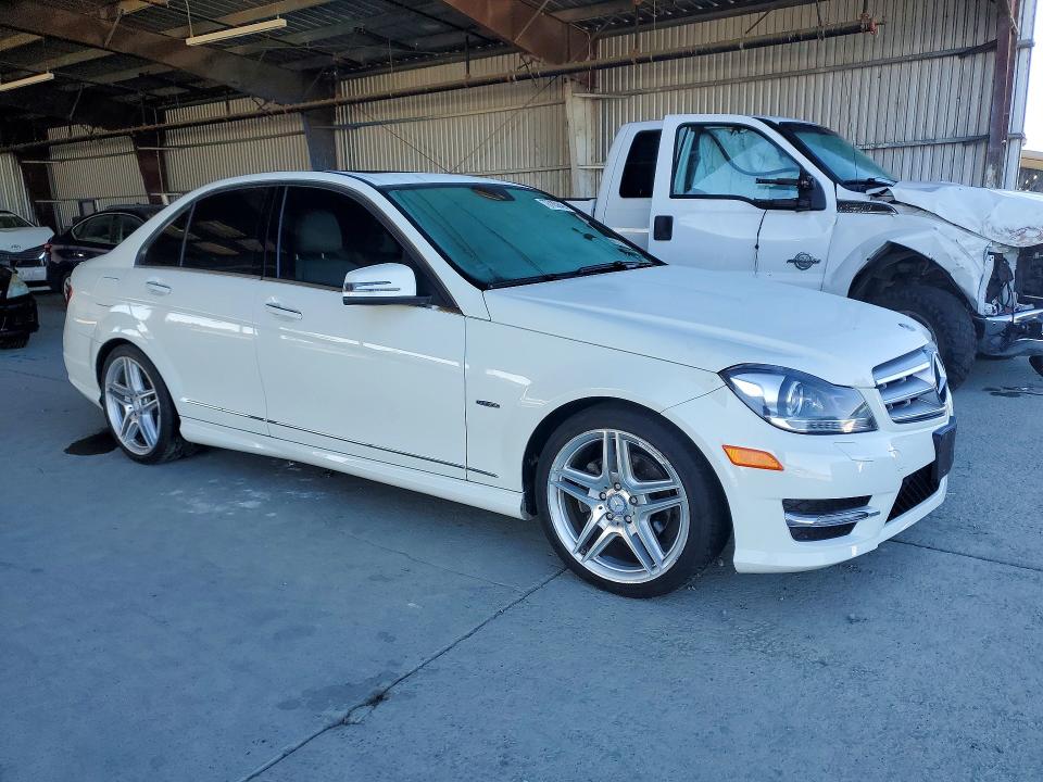 Продажа на аукционе авто 2012 Mercedes-benz C, vin: WDDGF4HB9CR192275, номер лота: 72783846