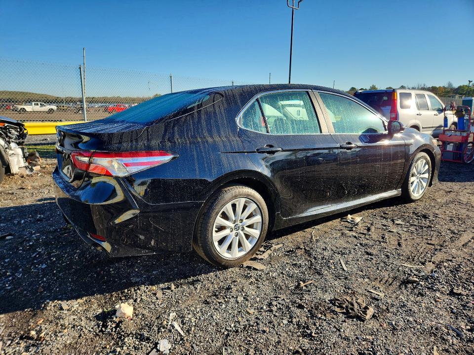 Aukcja sprzedaży 2018 Toyota Camry, vin: 4T1B11HK8JU646099, numer aukcji: 69885856