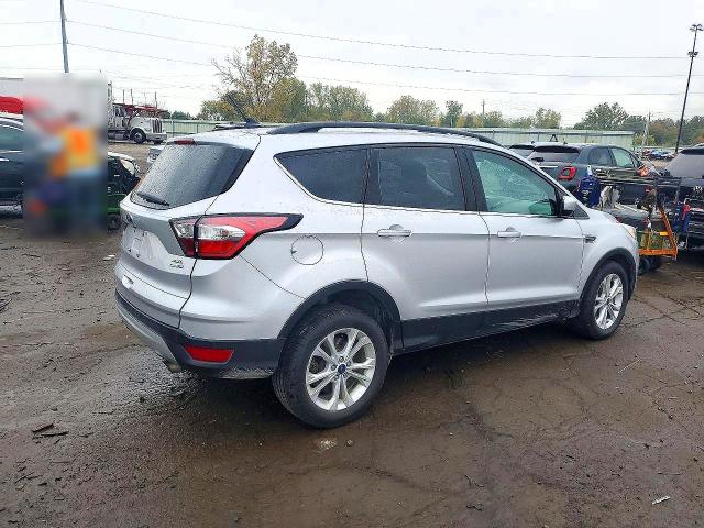Продаж на аукціоні авто 2018 Ford Escape, vin: 1FMCU9HD6JUA52493, номер лоту: 72813856
