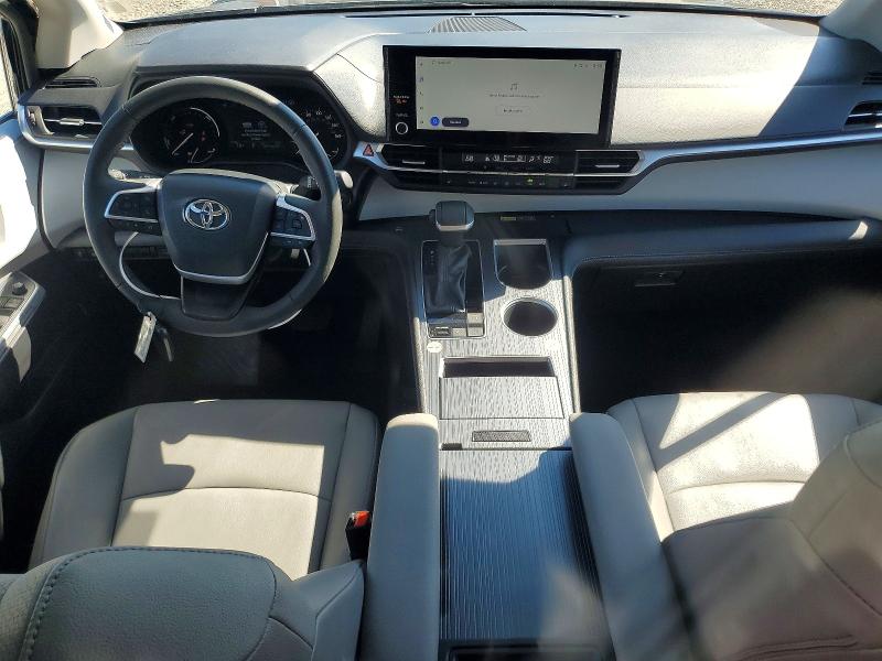 2026 Toyota Sienna მანქანა იყიდება აუქციონზე, vin: 5TDYRKEC8TS306825, აუქციონის ნომერი: 72145736