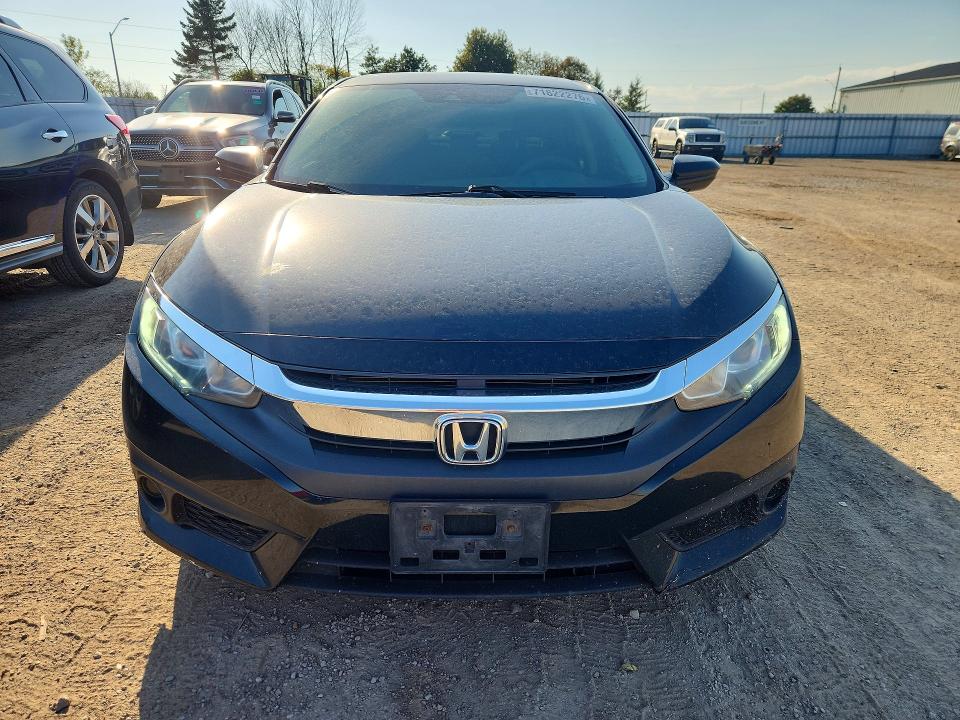 Продаж на аукціоні авто 2017 Honda Civic, vin: 2HGFC2F88HH001741, номер лоту: 71822276