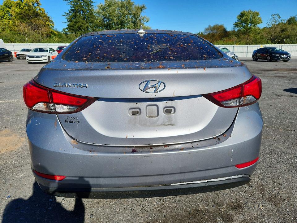 2015 Hyundai Elantra მანქანა იყიდება აუქციონზე, vin: 5NPDH4AE4FH622799, აუქციონის ნომერი: 72146076