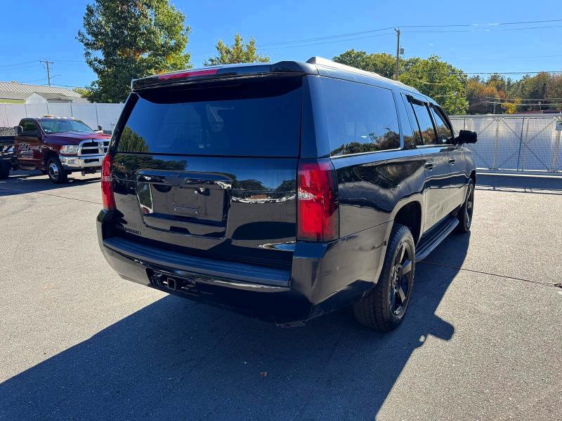 72342986 :رقم المزاد ، 1GNSKHKCXHR321616 vin ، 2017 Chevrolet Suburban مزاد بيع