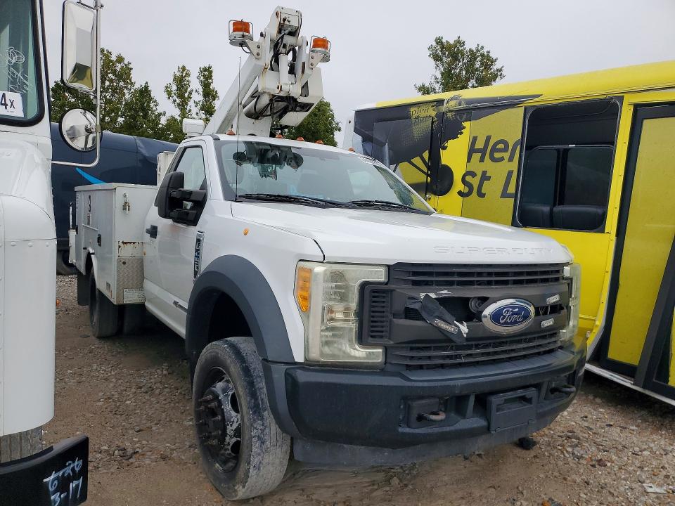Auction sale of the 2017 Ford F450, vin: 1FDUF4GT2HDA05210, lot number: 59410216