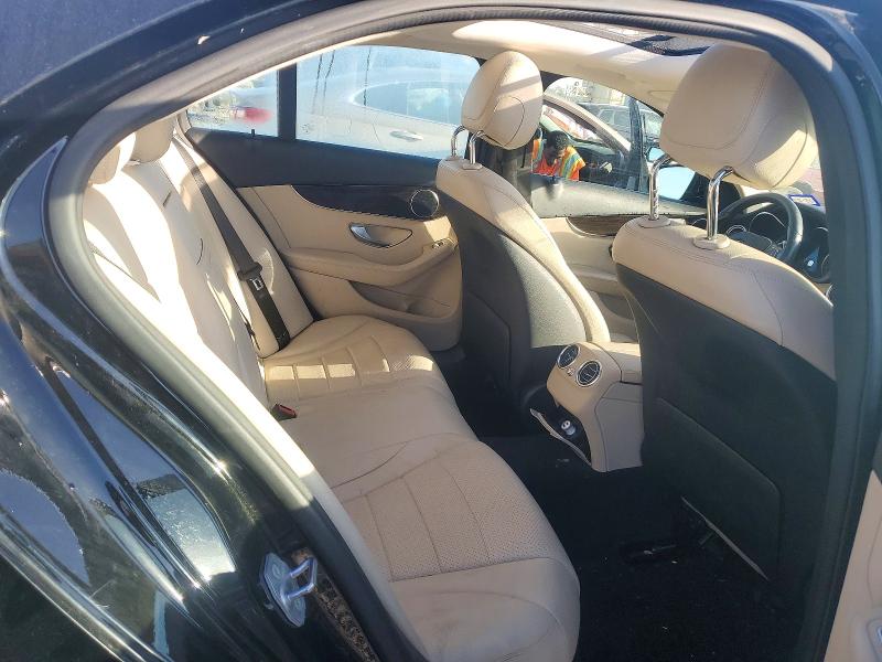 Продажа на аукционе авто 2016 Mercedes-benz C, vin: 55SWF4KB4GU163100, номер лота: 71962196