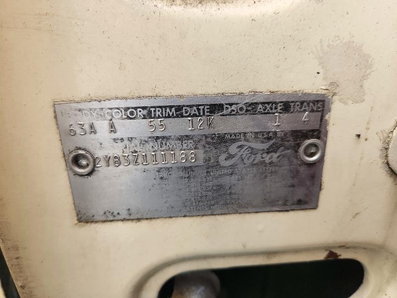 72665606 :رقم المزاد ، 2Y83Z111188 vin ، 1962 Ford Thundrbird مزاد بيع