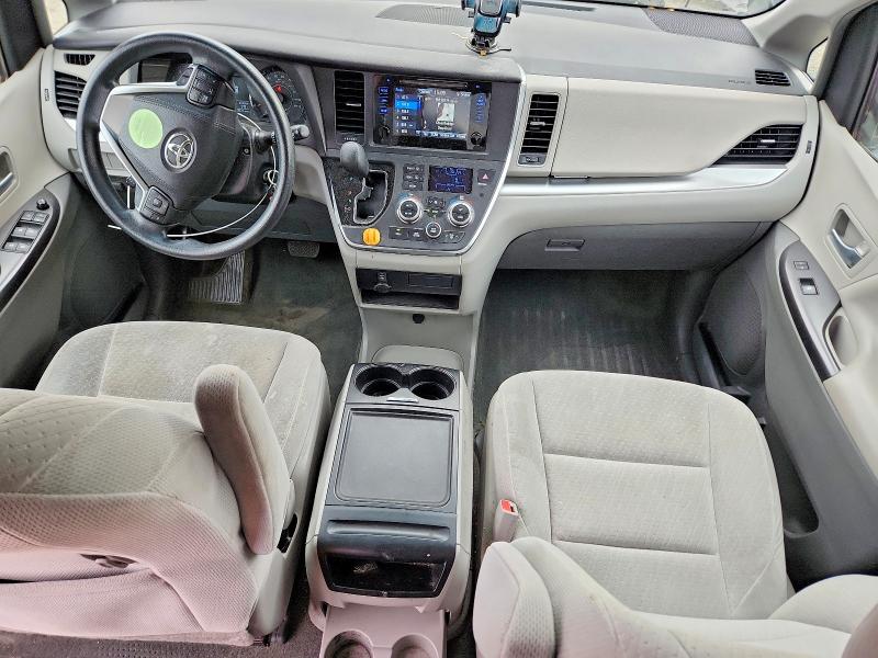 Продаж на аукціоні авто 2016 Toyota Sienna, vin: 5TDJK3DC2GS139767, номер лоту: 70843816