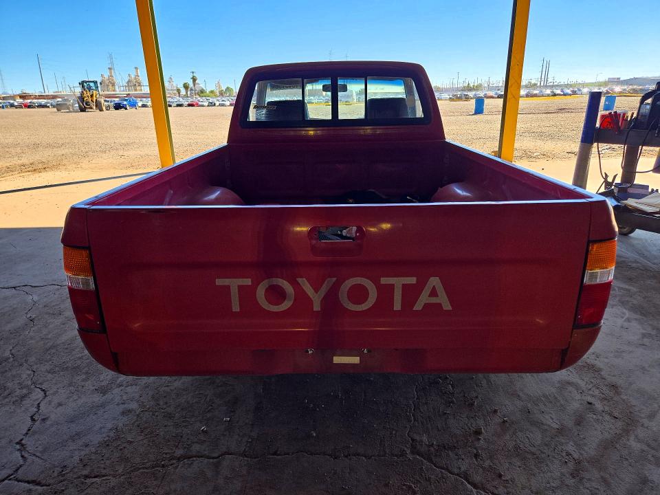 1989 Toyota Pickup მანქანა იყიდება აუქციონზე, vin: JT4RN81R8K0017250, აუქციონის ნომერი: 71645136