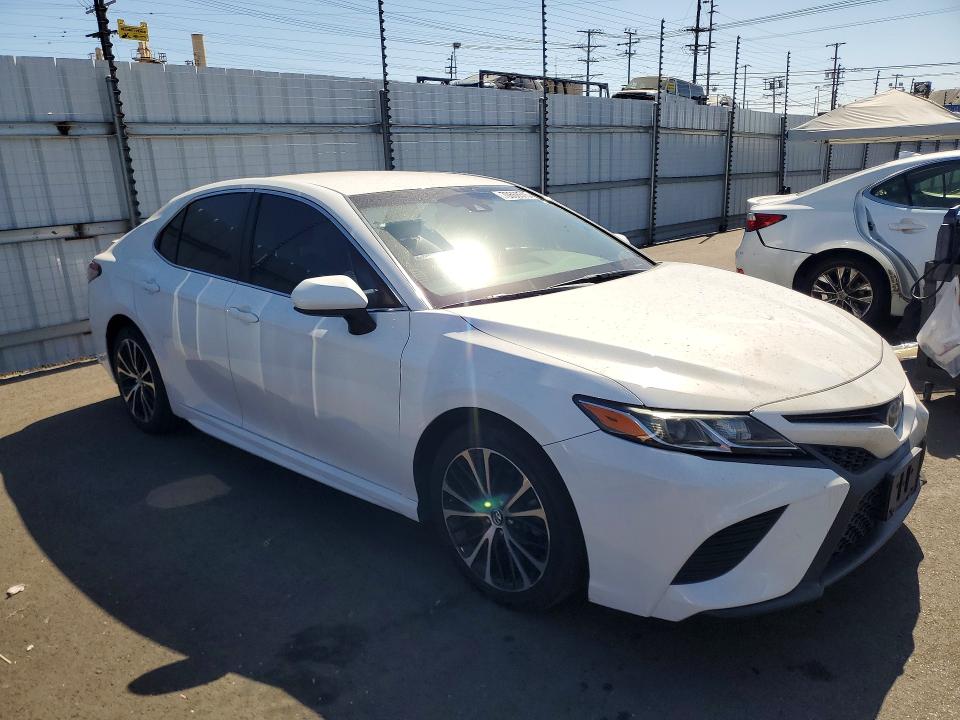 Продаж на аукціоні авто 2018 Toyota Camry, vin: 4T1B11HK3JU636872, номер лоту: 70668516