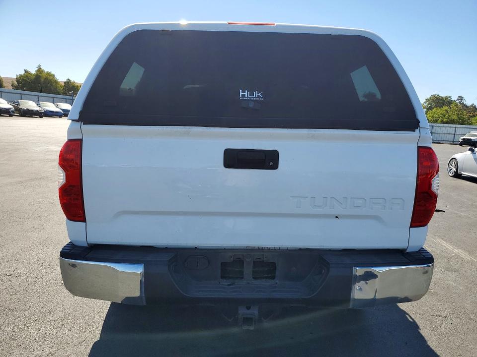 Продажа на аукционе авто 2017 Toyota Tundra, vin: 5TFEY5F14HX217369, номер лота: 71666936