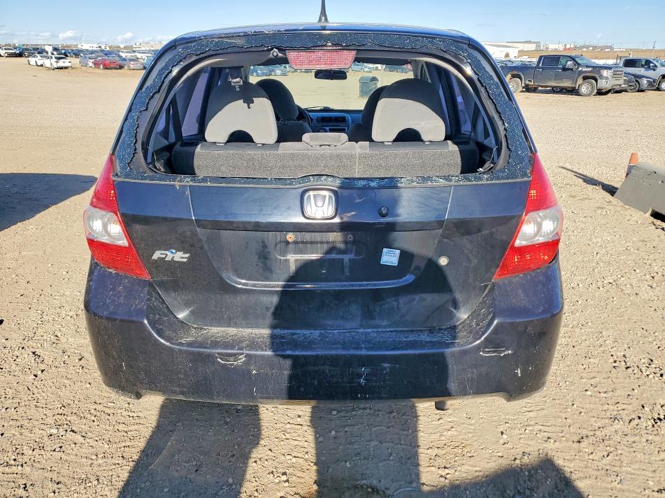 Продажа на аукционе авто 2007 Honda Fit, vin: JHMGD38417S805773, номер лота: 71667676