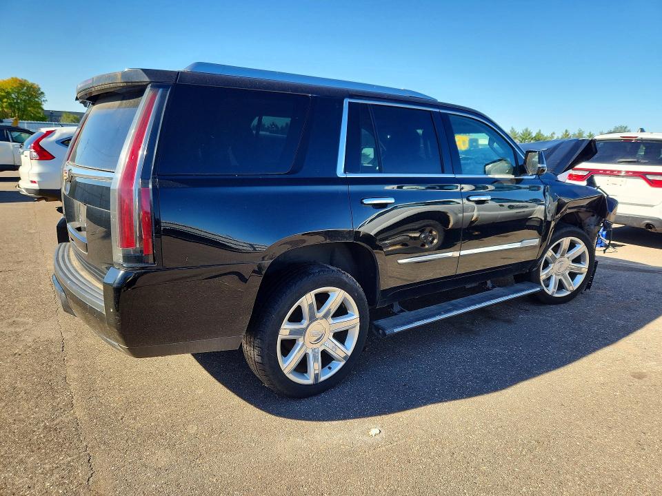 2019 Cadillac Escalade მანქანა იყიდება აუქციონზე, vin: 1GYS4BKJ8KR218145, აუქციონის ნომერი: 72050666