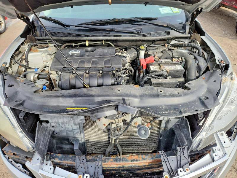 2014 Nissan Sentra მანქანა იყიდება აუქციონზე, vin: 3N1AB7APXEY209765, აუქციონის ნომერი: 71451316