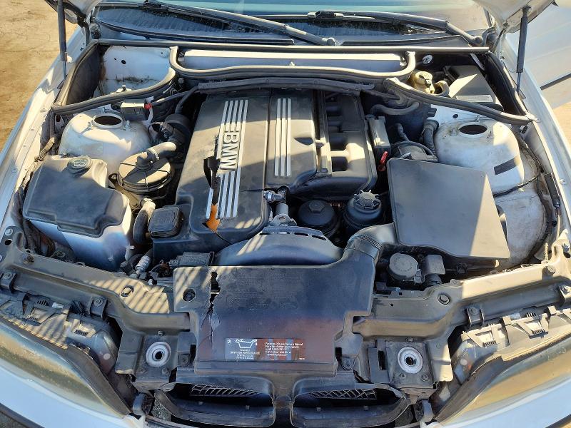 71387786 :رقم المزاد ، WBAAZ33473KP79817 vin ، 2003 Bmw 325 مزاد بيع