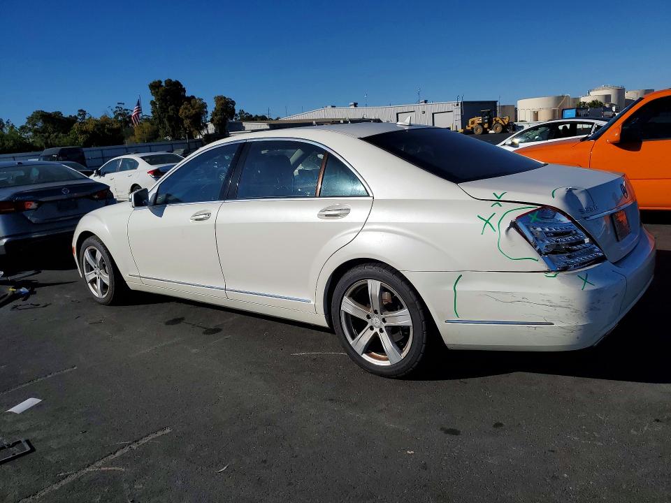 2011 Mercedes-benz S მანქანა იყიდება აუქციონზე, vin: WDDNG7BB7BA389280, აუქციონის ნომერი: 72146906