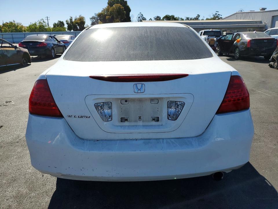 72202406 :رقم المزاد ، 1HGCM567X7A174019 vin ، 2007 Honda Accord مزاد بيع