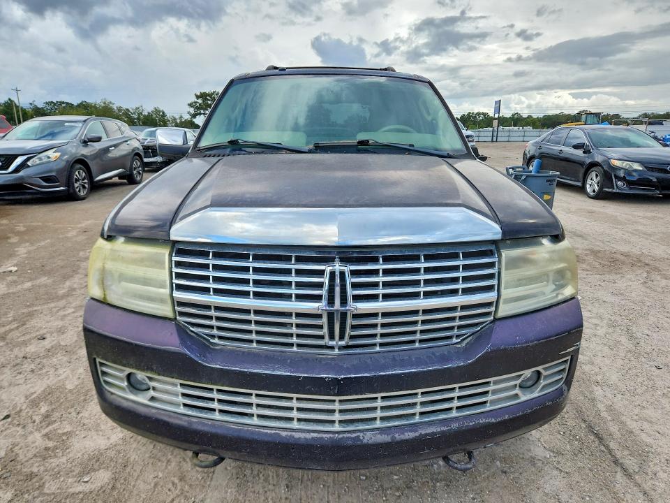 71013076 :رقم المزاد ، 5LMFU27597LJ20070 vin ، 2007 Lincoln Navigator مزاد بيع