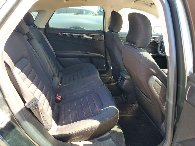 71631396 :رقم المزاد ، 3FA6P0LUXFR236061 vin ، 2015 Ford Fusion مزاد بيع