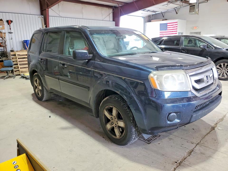 71584156 :رقم المزاد ، 5FNYF4H27BB069495 vin ، 2011 Honda Pilot مزاد بيع
