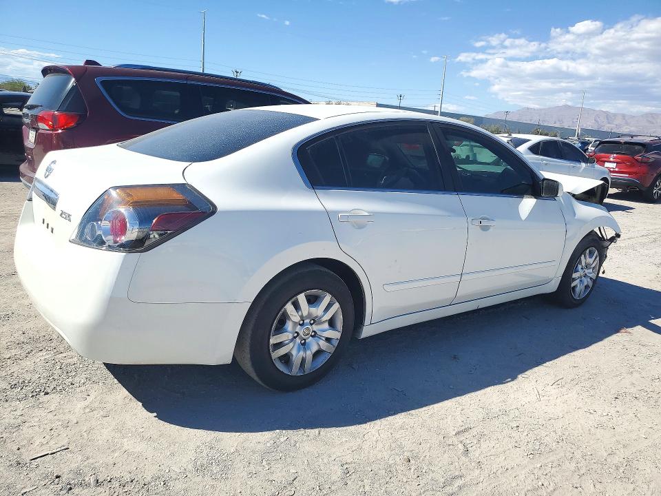 71717896 :رقم المزاد ، 1N4AL2AP0CN532557 vin ، 2012 Nissan Altima مزاد بيع