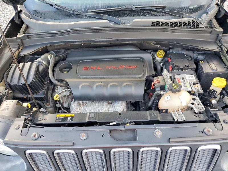 2016 Jeep Renegade მანქანა იყიდება აუქციონზე, vin: ZACCJBBT6GPD59614, აუქციონის ნომერი: 70924606