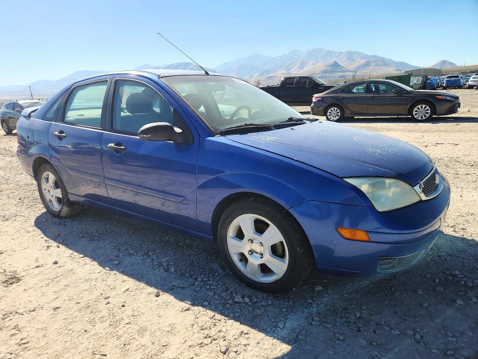73230116 :رقم المزاد ، 1FAHP34N75W282802 vin ، 2005 Ford Focus مزاد بيع