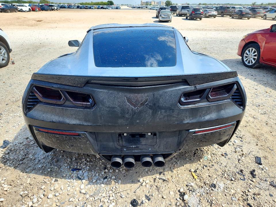 68187736 :رقم المزاد ، 1G1YB2D70F5124550 vin ، 2015 Chevrolet Corvette مزاد بيع
