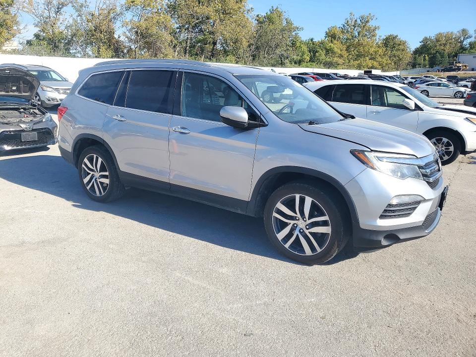 72776856 :رقم المزاد ، 5FNYF6H02GB018200 vin ، 2016 Honda Pilot مزاد بيع