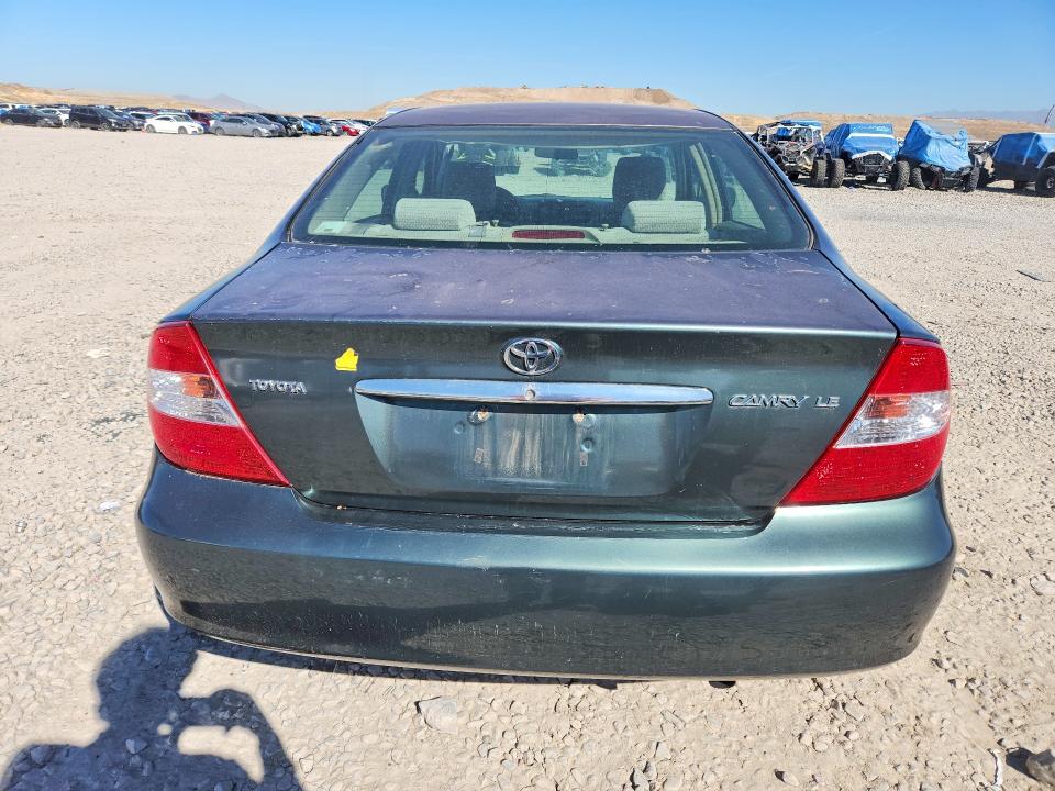 2002 Toyota Camry მანქანა იყიდება აუქციონზე, vin: 4T1BE32K72U598332, აუქციონის ნომერი: 71189106