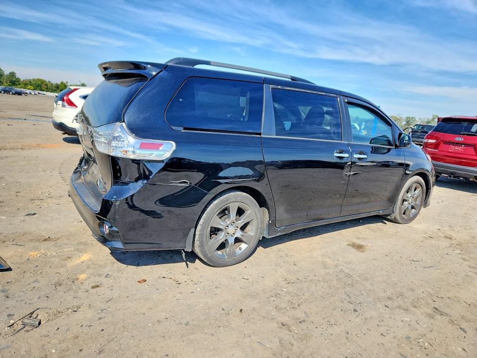 Aukcja sprzedaży 2016 Toyota Sienna, vin: 5TDXK3DC5GS696778, numer aukcji: 70605416