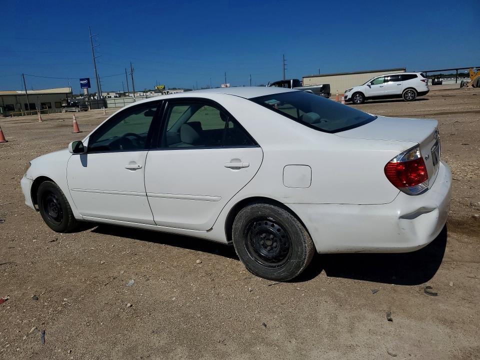 2005 Toyota Camry მანქანა იყიდება აუქციონზე, vin: 4T1BE32K95U393230, აუქციონის ნომერი: 71744296