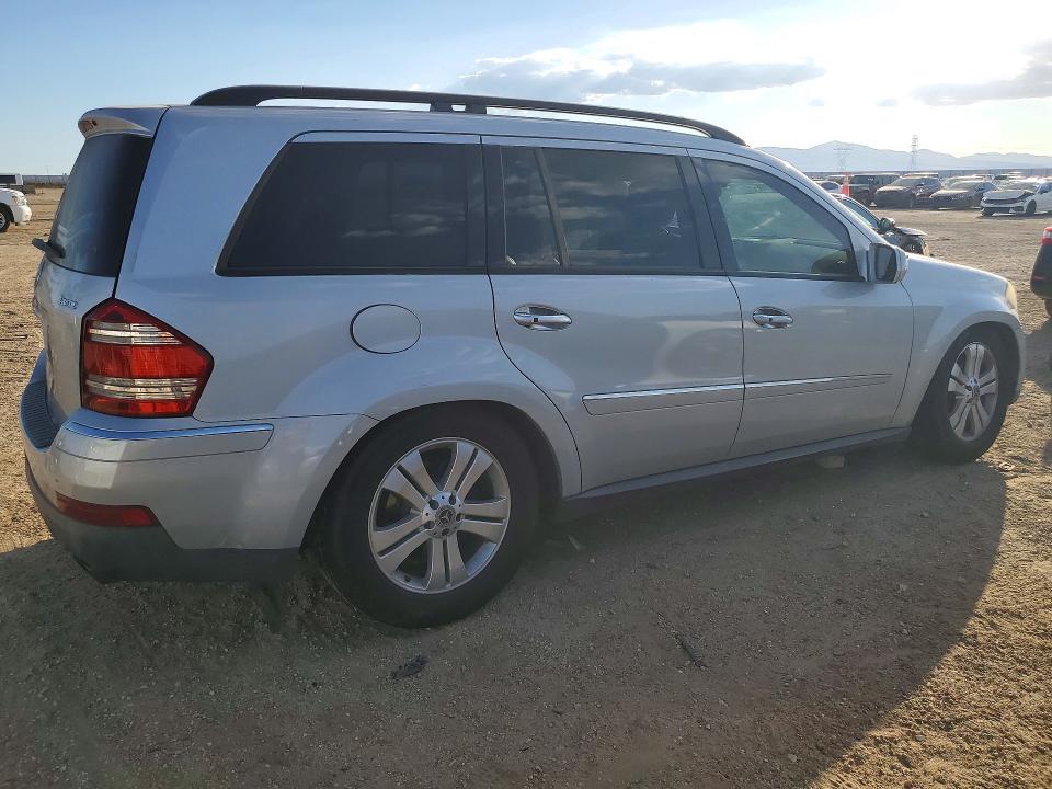 70875656 :رقم المزاد ، 4JGBF71E29A481365 vin ، 2009 Mercedes-benz Gl مزاد بيع