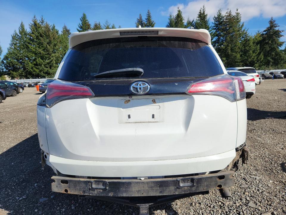 Продажа на аукционе авто 2016 Toyota Rav4, vin: JTMJFREV6GJ052023, номер лота: 70671166